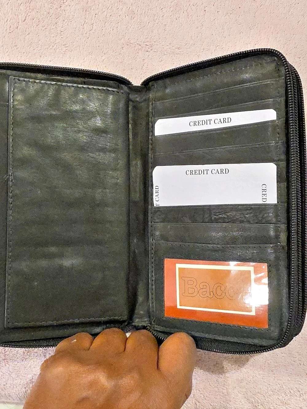 Bacci Black Zip-Around Wallet